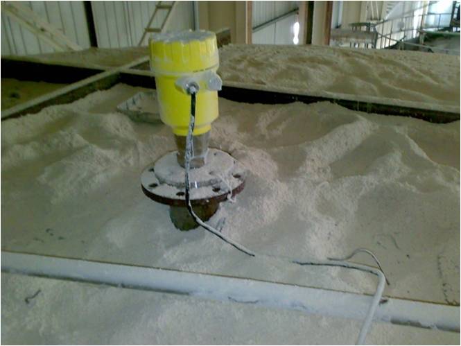 中糧生化 - 26GHZ雷達物位計(圖1)