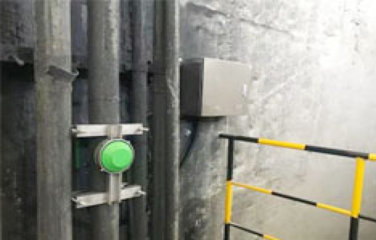 Na-22放射性儀表礦山充填管道密度測量現場